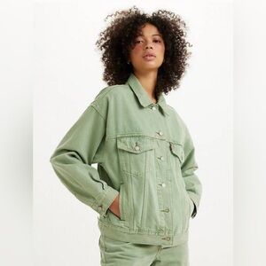 Mint Denim Levi’s Jacket. Size S.